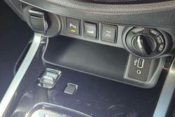 2021 Nissan Navara ST-X