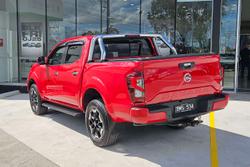 2021 Nissan Navara ST-X