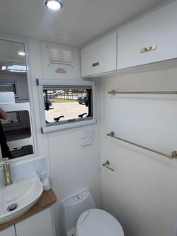 2025 Olympic Marathon 21' Family Van