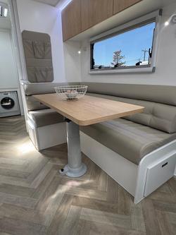 2025 Olympic Marathon 21' Family Van