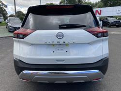 2025 Nissan X-TRAIL TI