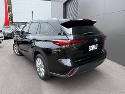 2021 Toyota Kluger Grande