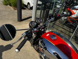 2025 Royal Enfield (see Also Enfiel INTERCEPTOR 650 E5 CLASSIC MARK 2