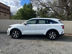 2022 Kia Sorento Sport