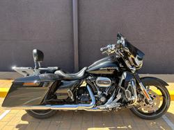 Harley-Davidson CVO Street Glide 114 (flhxse)