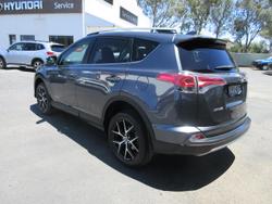 2017 Toyota RAV4 GXL