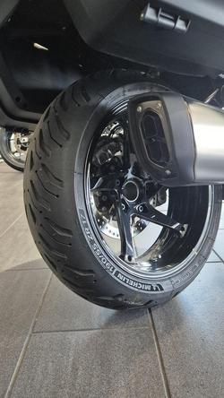 2025 BMW R 1300 RT Triple Black R 1300 Black