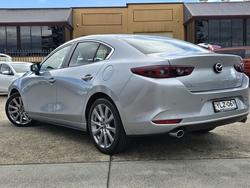 2022 Mazda 3 G20 Evolve