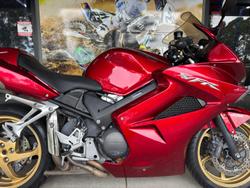 2010 Honda VFR800Fi VFR Red