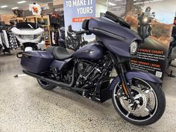 2025 Harley-Davidson Street Glide 117 (FLHX) Touring Purple