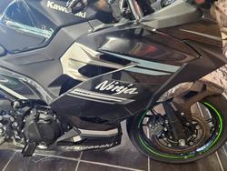 2022 Kawasaki NINJA 400 GREY
