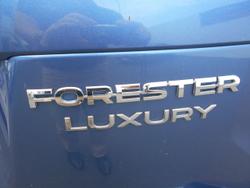 2014 Subaru Forester 2.5i Luxury