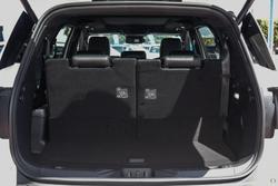 2025 Ford Everest Platinum