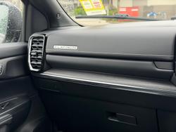 2025 Ford Everest Platinum