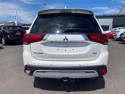 2021 Mitsubishi Outlander LS