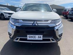 2021 Mitsubishi Outlander LS