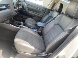 2021 Mitsubishi Outlander LS