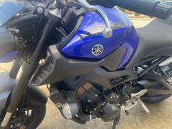 2017 Yamaha MT-09 Blue