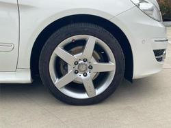 2010 Mercedes-Benz B-Class B200 W245 MY10 Glacier White