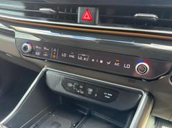 2024 Kia Carnival GT-Line