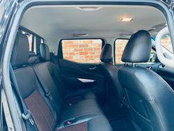 2020 Nissan Navara N-TREK D23 Series 4 4X4 Dual Range Cosmic Black