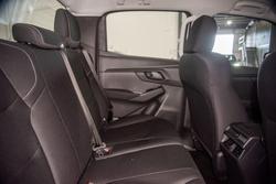 2025 Isuzu D-MAX SX High Ride