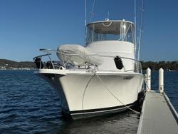 2006 Luhrs 41 Flybridge Cruiser