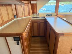2006 Luhrs 41 Flybridge Cruiser