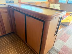 2006 Luhrs 41 Flybridge Cruiser