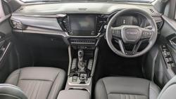 2025 Isuzu MU-X LS-T