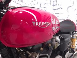 2017 Triumph Thruxton 1200 R Thruxton Red