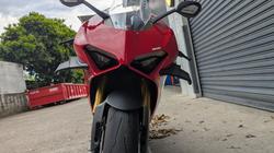 2021 DUCATI PANIGALE V4 S Red
