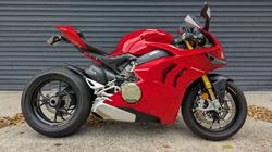 Ducati Panigale V4 S