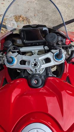 2021 DUCATI PANIGALE V4 S Red