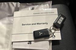 2016 Mitsubishi Outlander Exceed