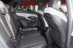 2025 Peugeot 3008 GT Premium Hybrid