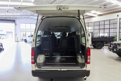 2017 Toyota Hiace Commuter TRH223R French Vanilla