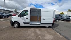 2025 Renault Master Pro 110kW
