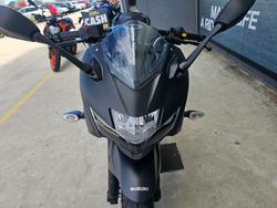 2024 Suzuki GIXXER Black