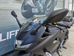 2024 Suzuki GIXXER Black