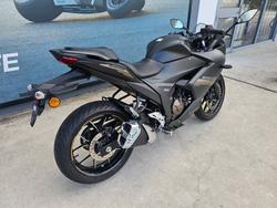 2024 Suzuki GIXXER Black