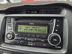 2013 Toyota Hilux SR