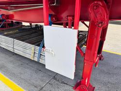 2006 Barker
St3 12.5M Semi Bpw/ Rt