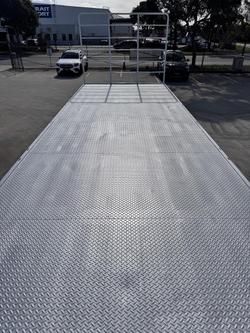 2006 Barker
St3 12.5M Semi Bpw/ Rt