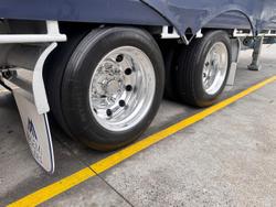 2013 Maxitrans
St2 16 Pallet Drop Deck Mezzaine Ezi-Liner