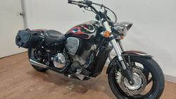 2006 Honda VTX1800C Black/red