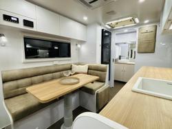 2025 Wonderland RV Amaroo 19Ft Rear Entry Door