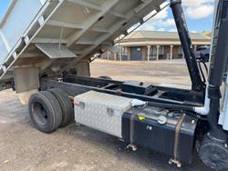 2017 Isuzu Npr 75/190 Crew Cab Tipper