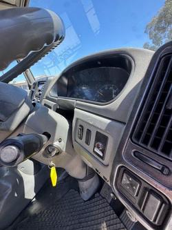 2008 Mitsubishi Fuso Fighter Fk 4X2 8 Pallet Fridge Truck