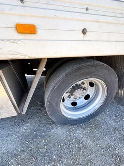 2008 Mitsubishi Fuso Fighter Fk 4X2 8 Pallet Fridge Truck